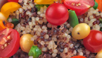 Salade Végétalienne Riche en Protéines : Quinoa, Légumineuses et Légumes Frais